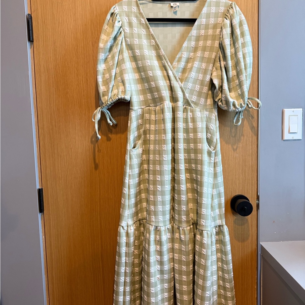 River Island Gingham Mint and White Tiered Puff Sleeve Midi Dress
